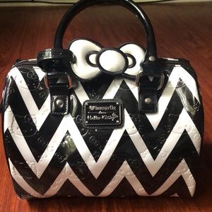 Black & White Chevron Hello Kitty Mini City Bag
